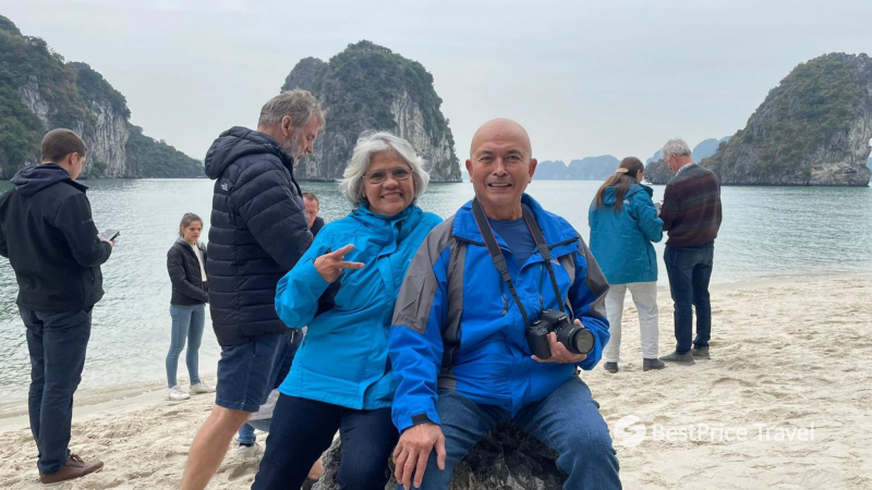 Day 5 Take Pictures With One Of The Seven Wonders Of The World