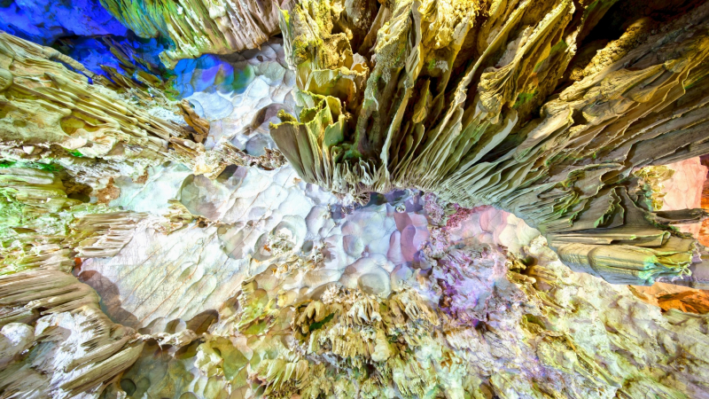 Day 3 Gorgeous Cave Of Halong Bay