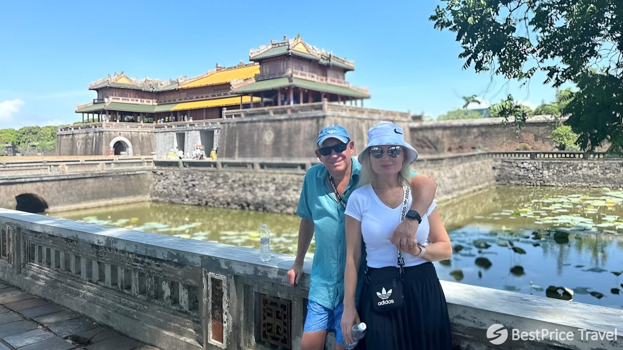 ay 5 Take Pictures With The Ancient Hue Imperial Citadel